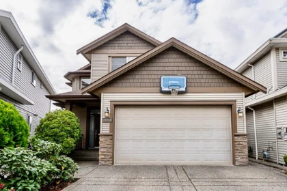 20230 71a Avenue, Langley, BC, Langley — Single Family Residence for sale