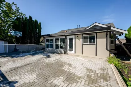 Swimming Pool Photo of 31518 Southern Drive, Abbotsford, BC