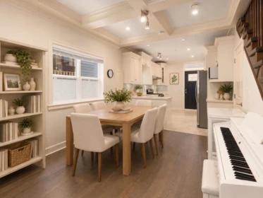Kitchen Island Photo of 1176 E King Edward Avenue, Vancouver, BC
