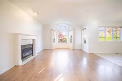 1824 Willow Crescent, Squamish, BC, Squamish — Single Family Residence for sale