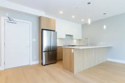 211 1870 Dowad Drive, Squamish, BC, Squamish — Apartment/Condo for sale