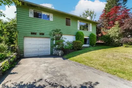 1955 Lilac Drive, Surrey, BC, Surrey — Single Family Residence for sale