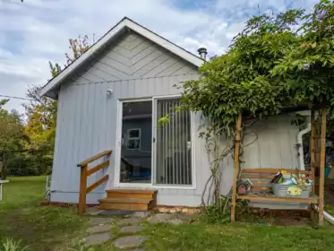 Guest Bathroom Photo of 105 Madrona Road, Galiano Island, BC