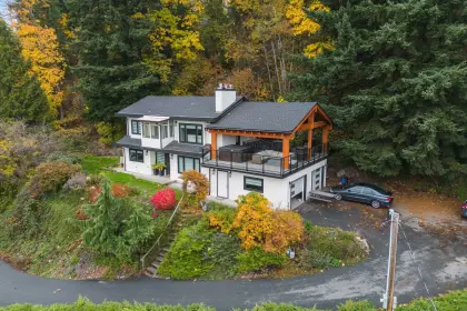 35737 Old Yale Road, Abbotsford, BC, Abbotsford — Single Family Residence for sale