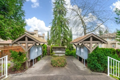 4 7188 Edmonds Street, Burnaby, BC, Burnaby — Townhouse for sale