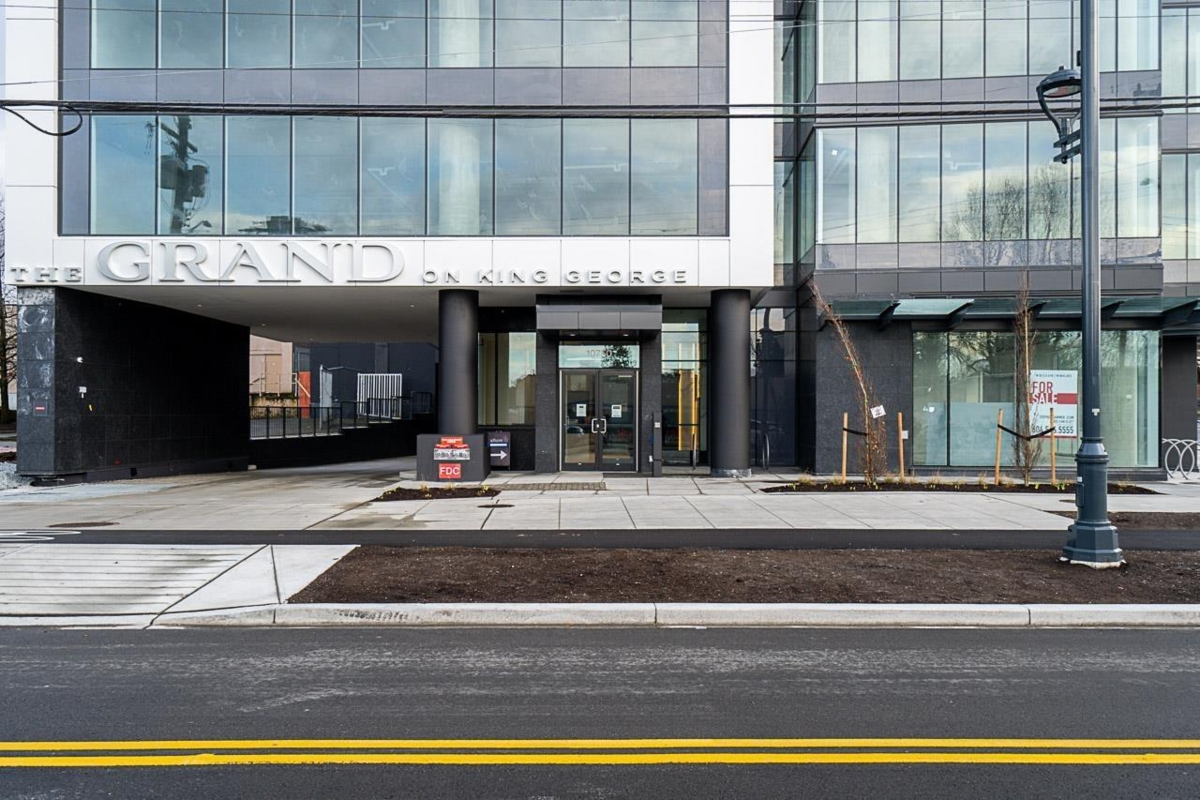 Mudroom Photo of 2708 10750 135a Street, Surrey, BC