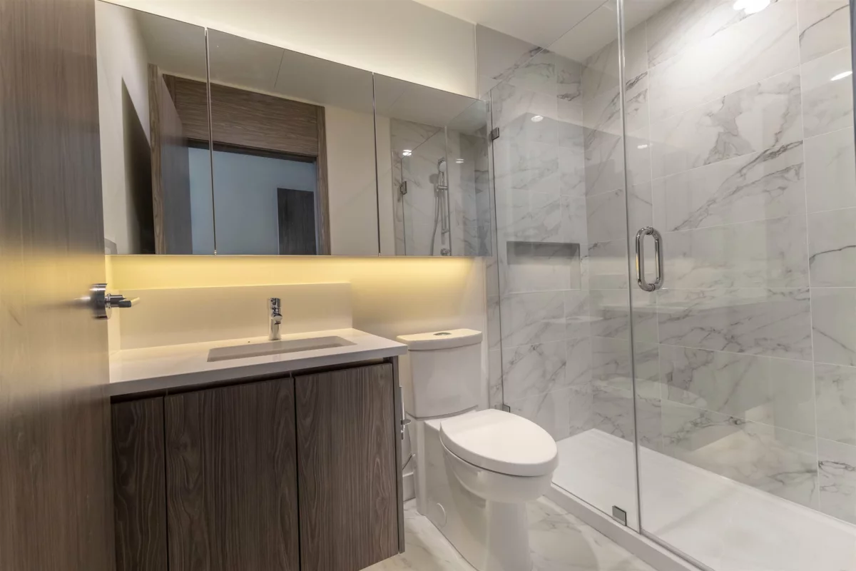 Primary Bathroom Photo of 2708 10750 135a Street, Surrey, BC