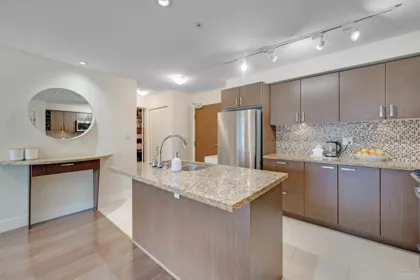 306 1689 E 13th Avenue, Vancouver, BC, Vancouver — Apartment/Condo for sale