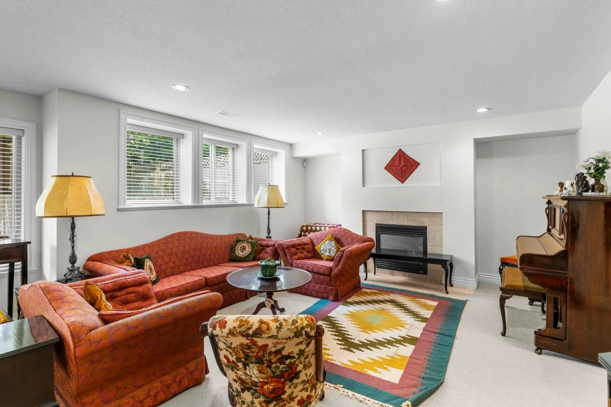 Front Yard Photo of 12038 59 Avenue, Surrey, BC