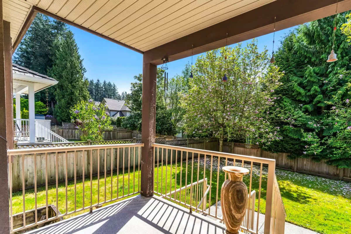 Neighborhood Park Photo Near 12038 59 Avenue, Surrey, BC