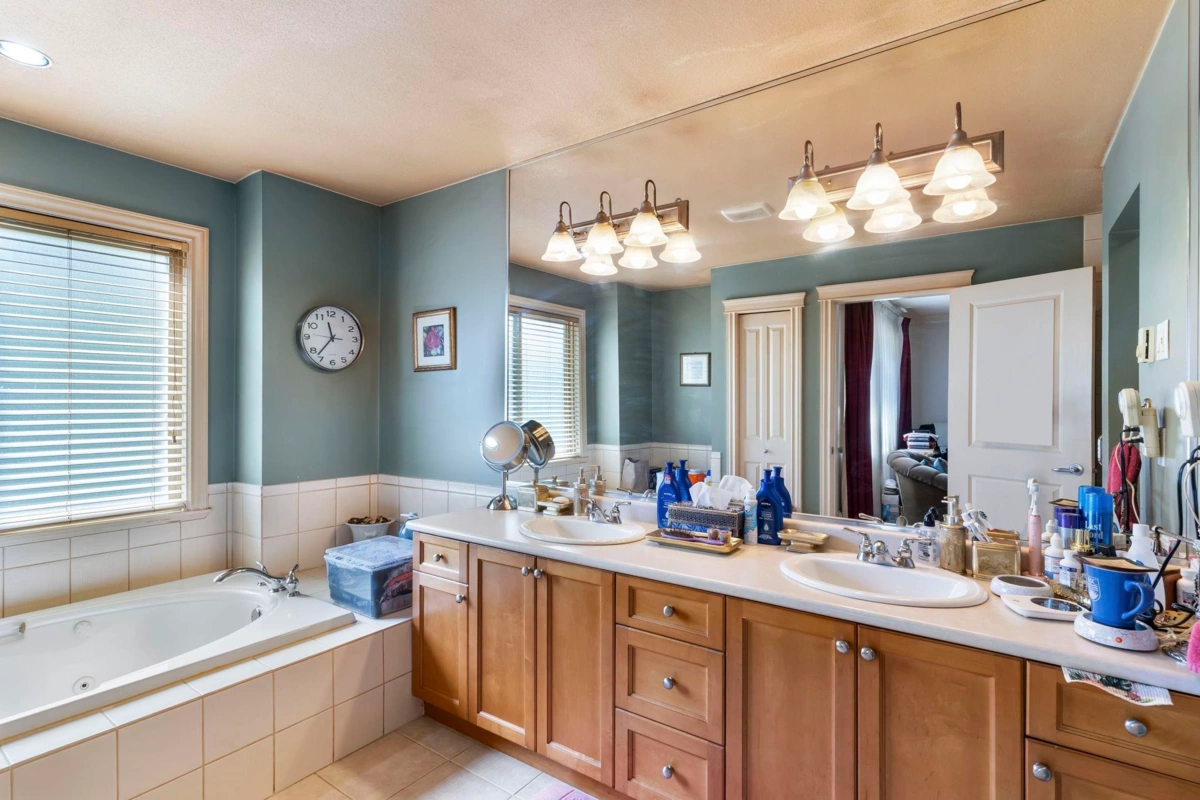 Outdoor Patio Photo of 12038 59 Avenue, Surrey, BC