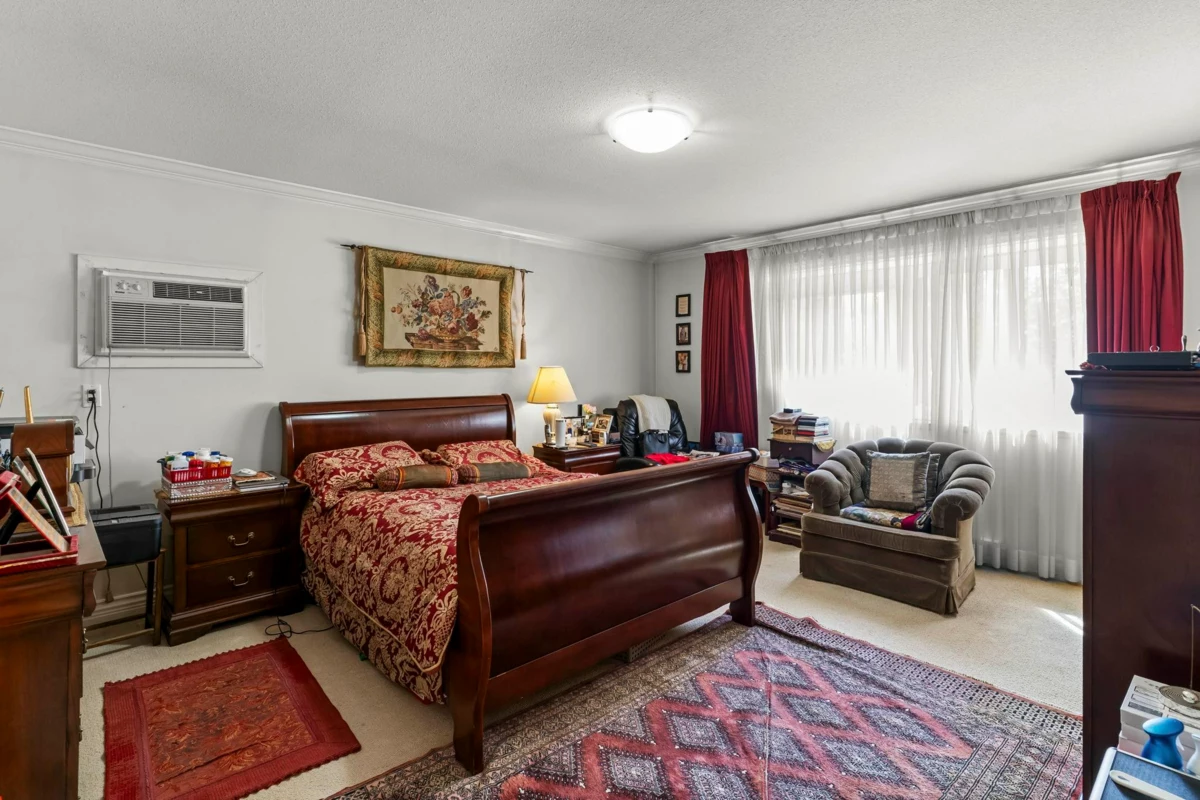 Staircase Photo of 12038 59 Avenue, Surrey, BC