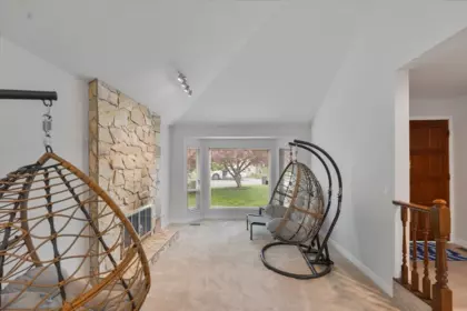 16160 Brookside Court, Surrey, BC, Surrey — Single Family Residence for sale