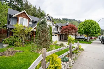 6202 Rexford Drive, Chilliwack, BC, Chilliwack — Single Family Residence for sale