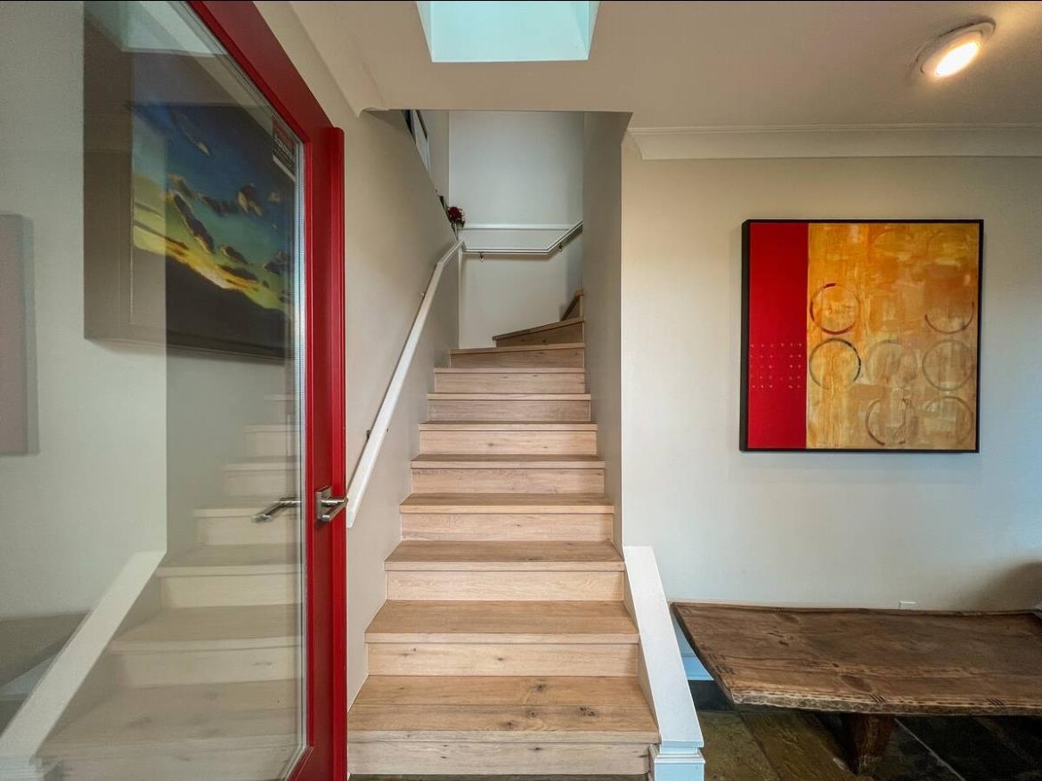 Dining Area Photo of 6236 Wellington Avenue, West Vancouver, BC