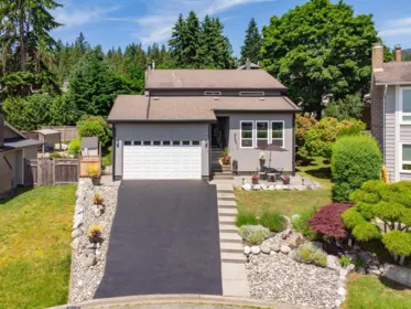 1613 Hemlock Place, Port Moody, BC, Port Moody — Single Family Residence for sale
