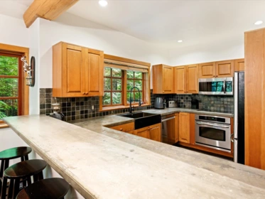 Breakfast Nook Photo of 6 2240 Nordic Drive, Whistler, BC
