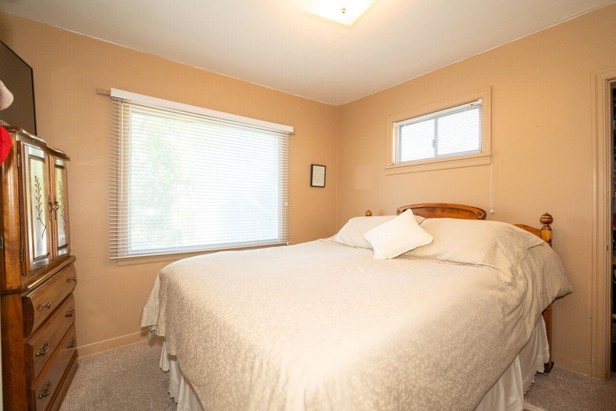 Bedroom 3 Photo of 7240 16th Avenue, Burnaby, BC
