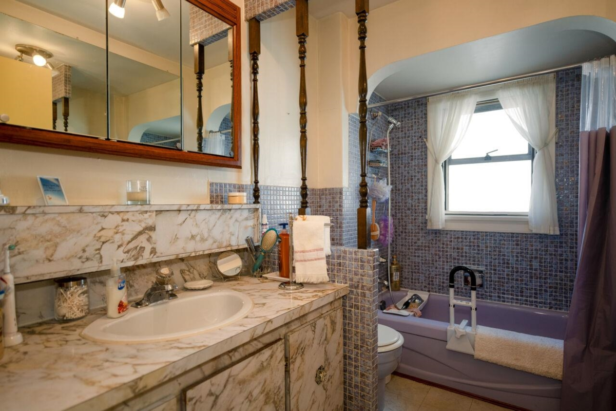 Bedroom 4 Photo of 7240 16th Avenue, Burnaby, BC