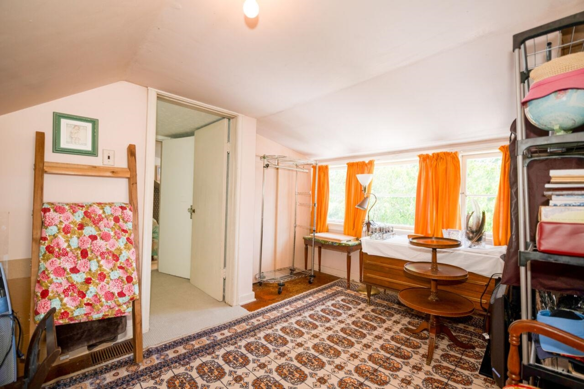 Loft / Bonus Room Photo of 7240 16th Avenue, Burnaby, BC