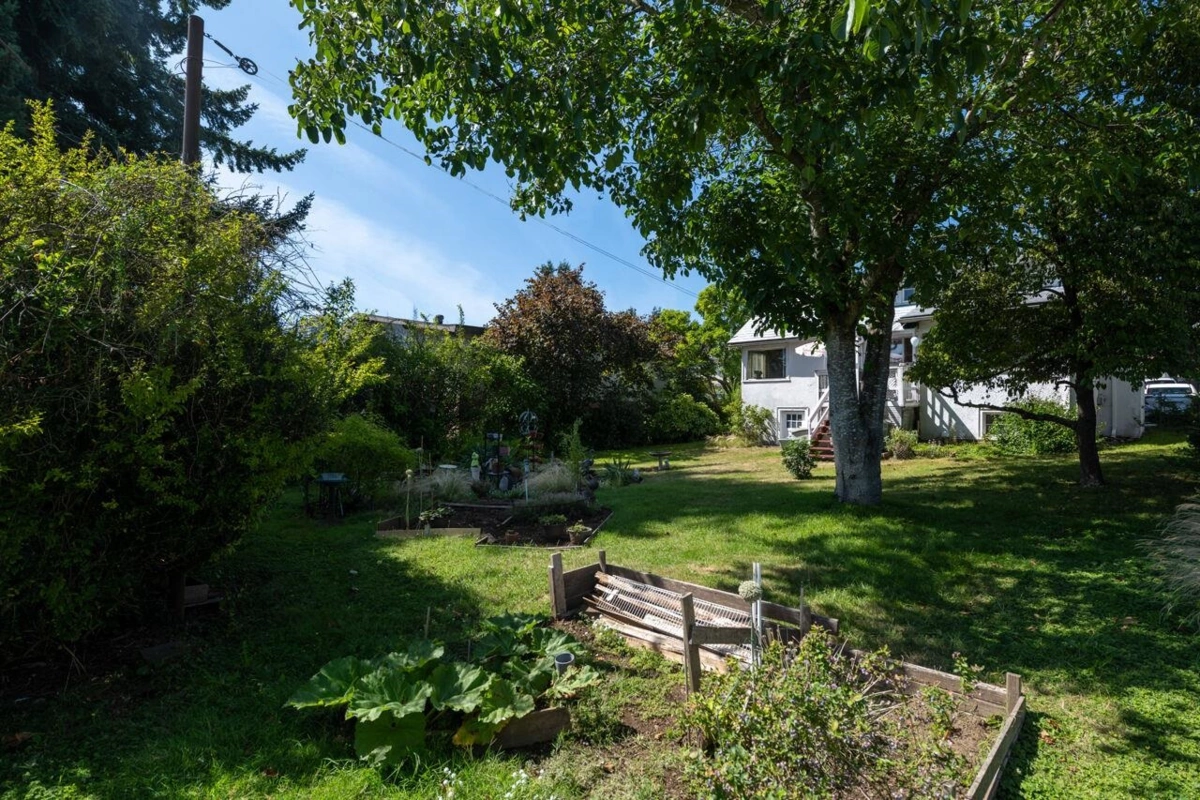 Outdoor Patio Photo of 7240 16th Avenue, Burnaby, BC
