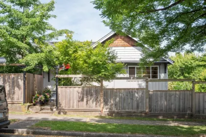 1839 London Street, New Westminster, BC, New Westminster — Single Family Residence for sale