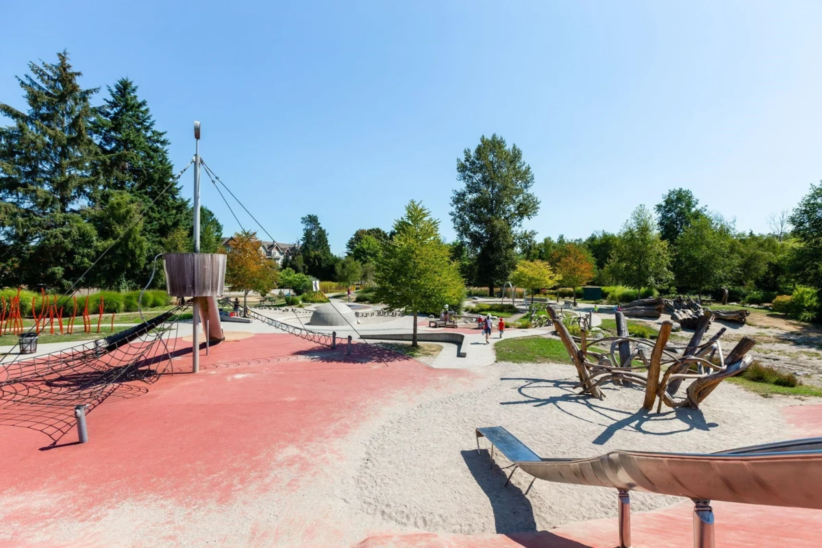 Laundry Room Photo of 1805 9188 Hemlock Drive, Richmond, BC