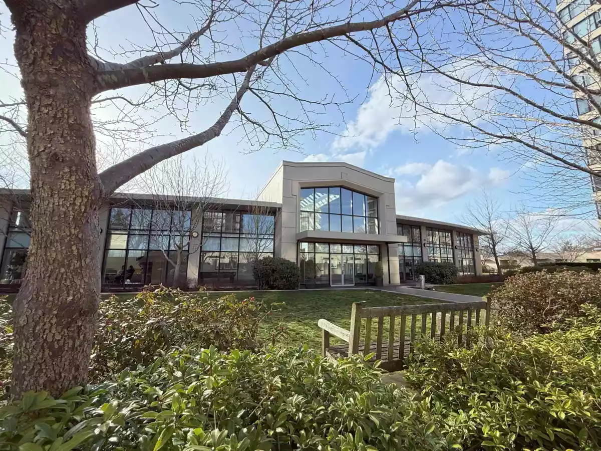 Powder Room Photo of 1805 9188 Hemlock Drive, Richmond, BC