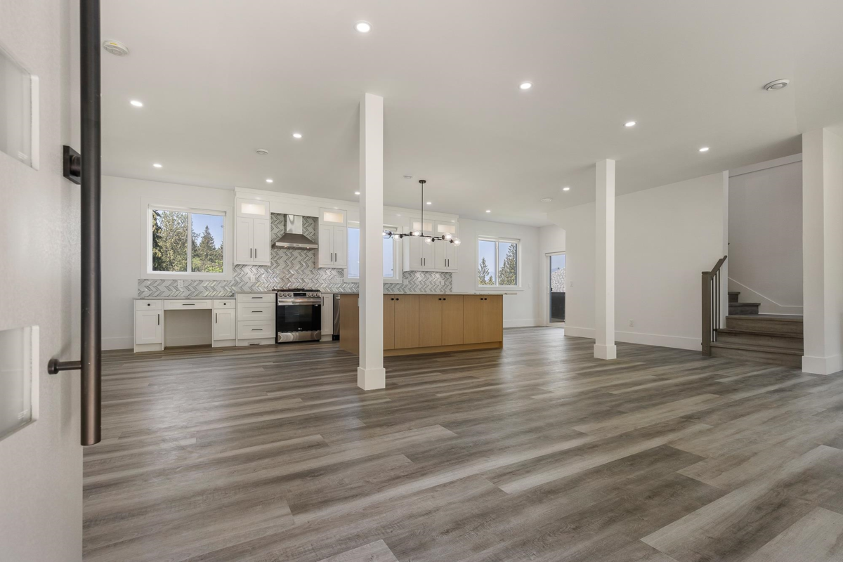 Dining Area Photo of 7350 Marble Hill Road, Chilliwack, BC