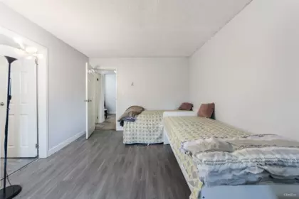 Walk-In Closet Photo of 203 7131 133a Street, Surrey, BC