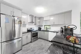 MLS R3027936