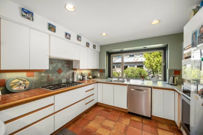 Kitchen Island Photo of 7026 Balaclava Street, Vancouver, BC