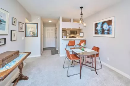 208 5600 Andrews Road, Richmond, BC, Richmond — Apartment/Condo for sale