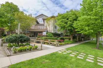 208 5600 Andrews Road, Richmond, BC, Richmond — Apartment/Condo for sale