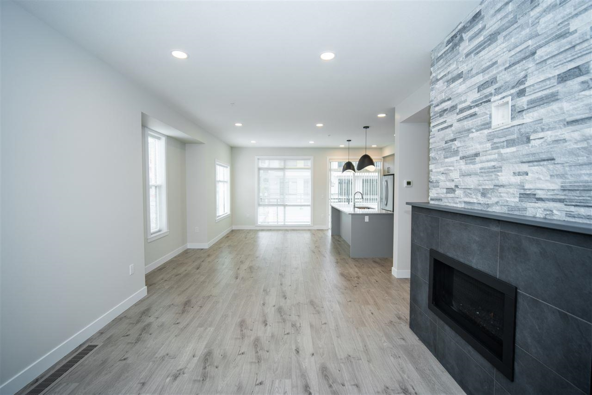 Breakfast Nook Photo of 214 46150 Thomas Road, Sardis, BC
