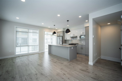 Kitchen Photo of 214 46150 Thomas Road, Sardis, BC