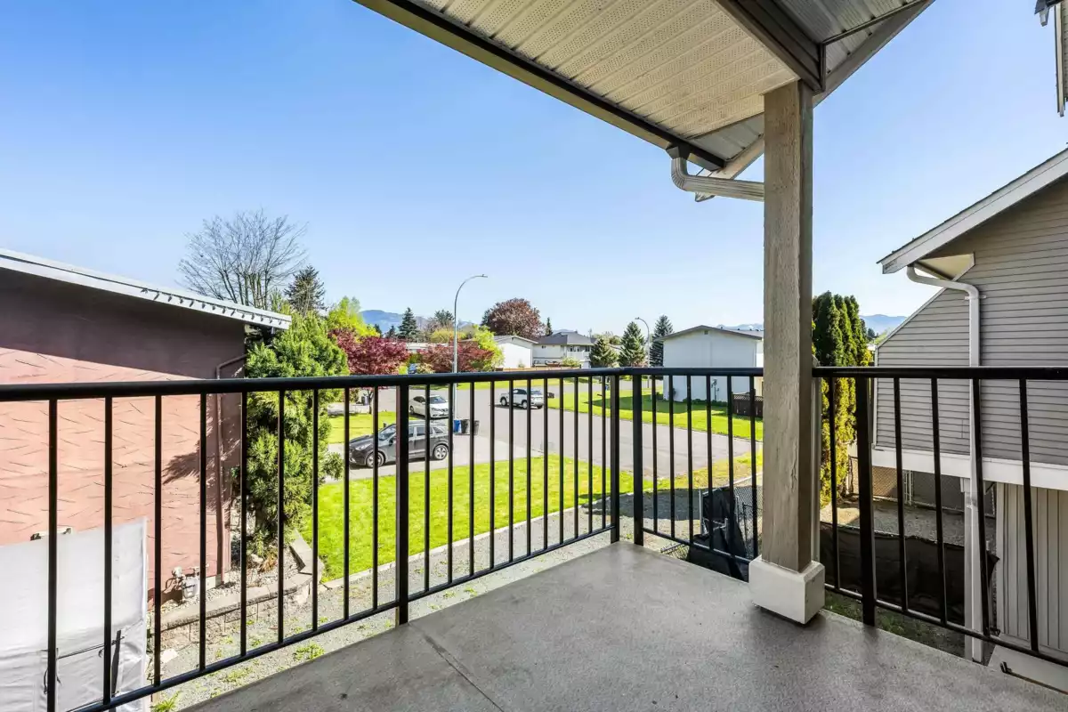 Basement Recreation Room Photo of 74 8881 Walters Street, Chilliwack, BC