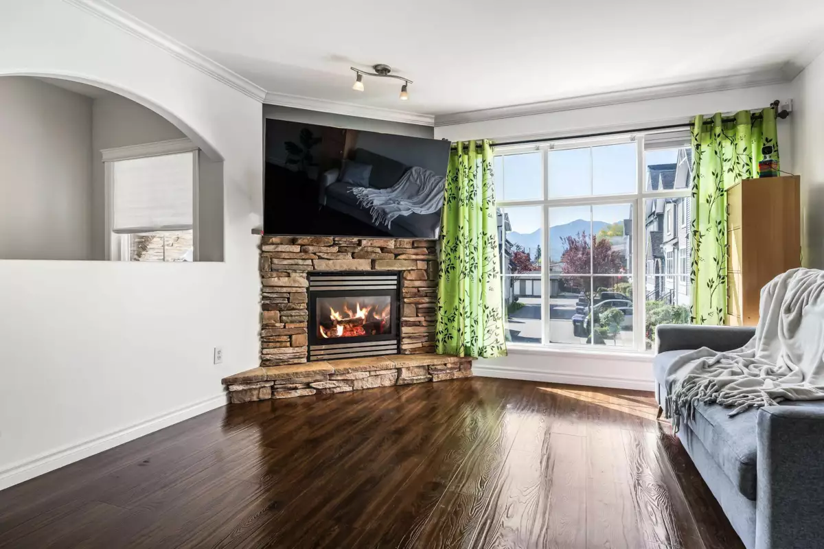 Kitchen Photo of 74 8881 Walters Street, Chilliwack, BC