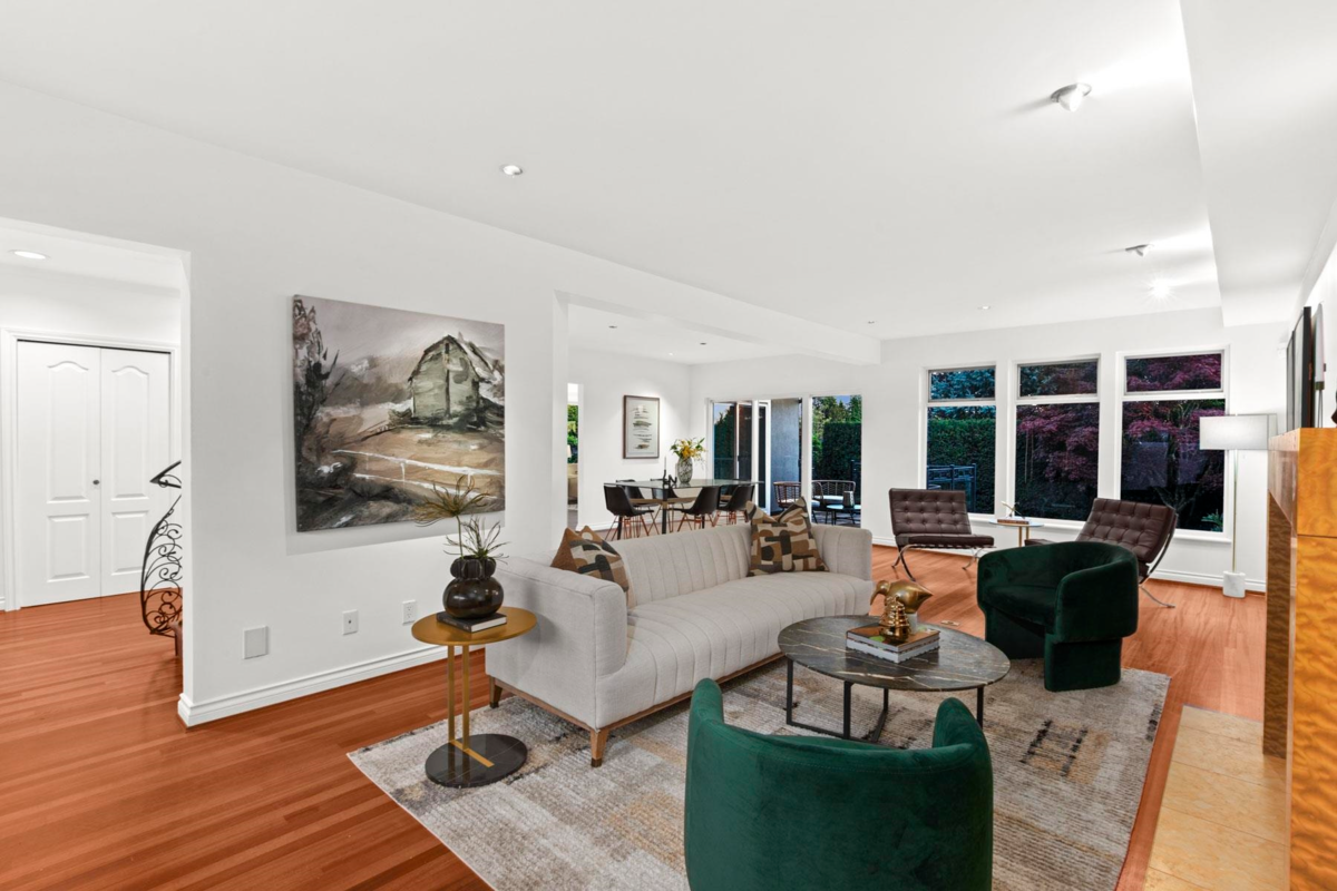 Family Room Photo of 2240 Kings Avenue, West Vancouver, BC