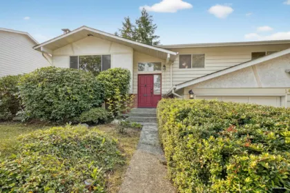 14418 18 Avenue, Surrey, BC, Surrey — Single Family Residence for sale