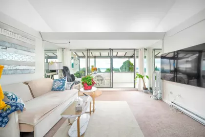 49 2202 Folkestone Way, West Vancouver, BC