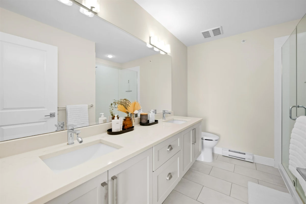 Basement Recreation Room Photo of 61 20498 82 Avenue, Langley, BC