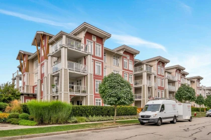 302 4233 Bayview Street, Richmond, BC, Richmond — Apartment/Condo for sale