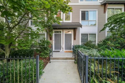 148 6671 121 Street, Surrey, BC, Surrey — Townhouse for sale