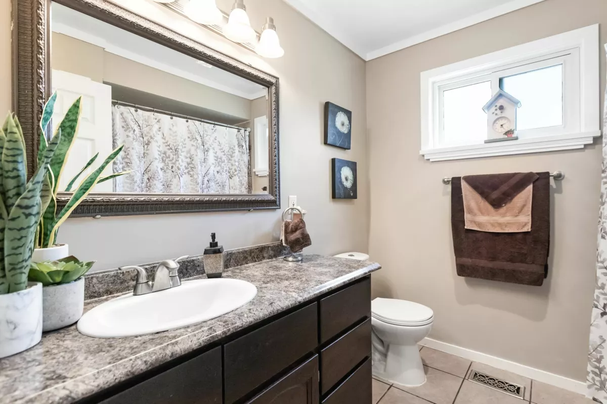 Hallway Photo of 22991 126 Avenue, Maple Ridge, BC