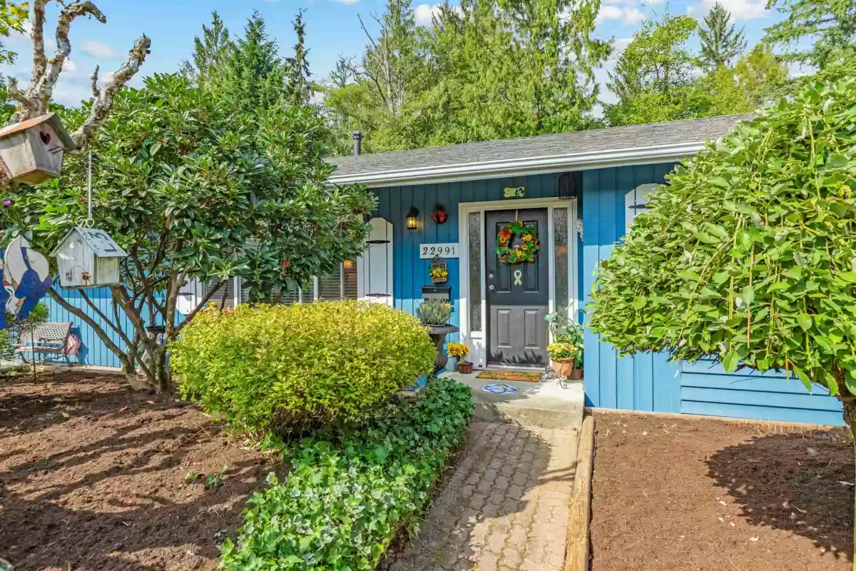 Kitchen Photo of 22991 126 Avenue, Maple Ridge, BC