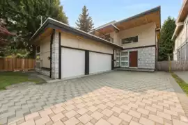 13766 North Bluff Road, White Rock, BC