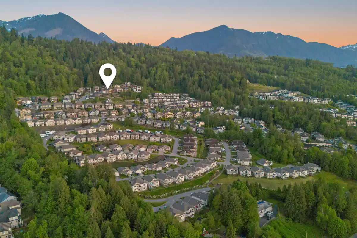 Aerial View of 5487 Maclachlan Place, Chilliwack, BC