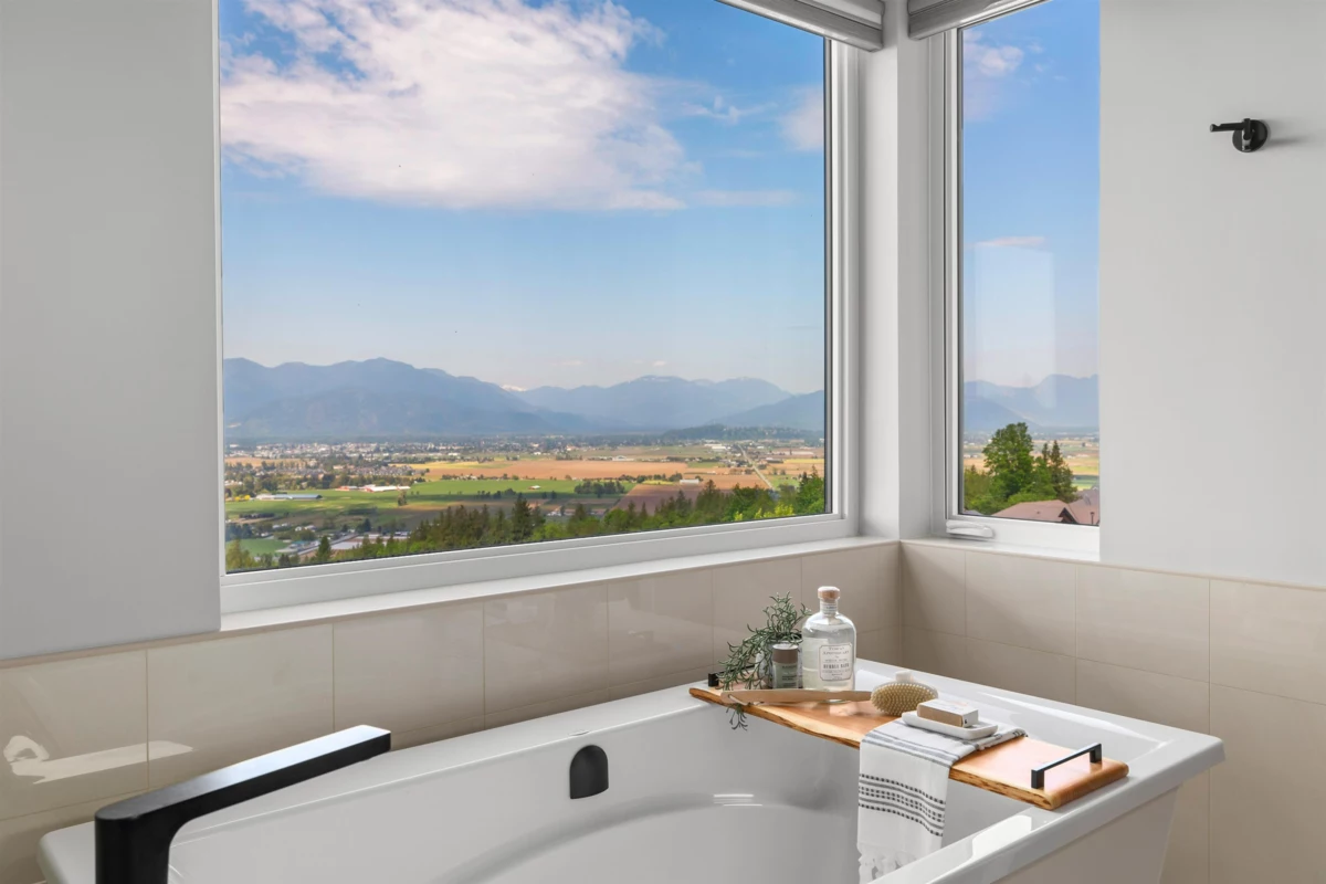 Bedroom 3 Photo of 5487 Maclachlan Place, Chilliwack, BC