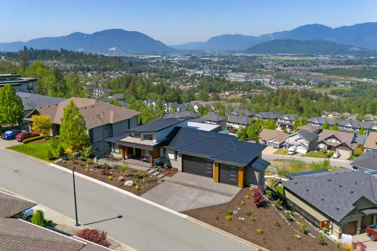 Community Amenities Photo (Clubhouse) of 5487 Maclachlan Place, Chilliwack, BC